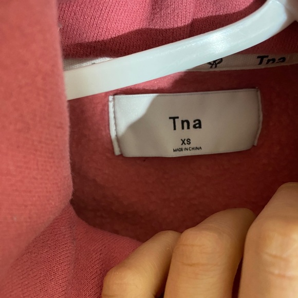 TNA XS PINK CROPPED HOODIE - Picture 3 of 3